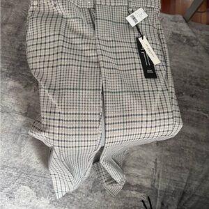 Liverpool Plaid Ankle Pants - Black and White